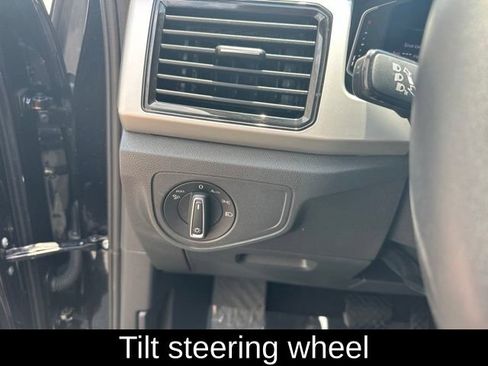 Used 2023 Volkswagen Atlas SE AWD/4WD image 19