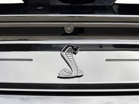Used 2022 Ford Mustang Shelby GT500 w/ Technology Package RWD image 33
