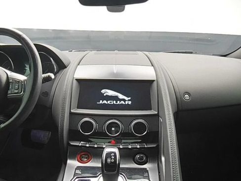 Used 2020 Jaguar F-TYPE R-Dynamic AWD/4WD image 17