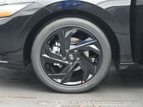 New 2026 Hyundai Elantra SEL Sport Premium FWD image 34