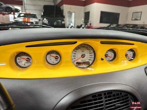Used 1999 Plymouth Prowler RWD image 18