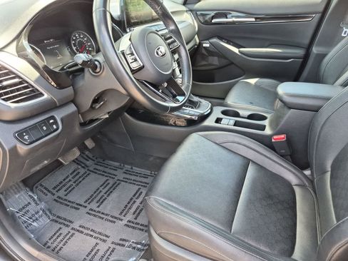 Used 2021 Kia Seltos SX w/ SX Sunroof Package AWD/4WD image 10