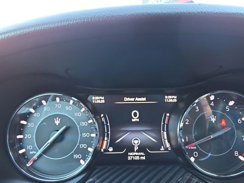 Used 2022 Maserati Quattroporte Modena Q4 image 72