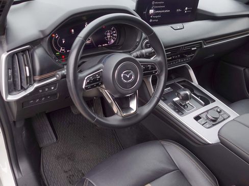 Certified 2024 MAZDA CX-90 Plug-In Hybrid w/ Premium Plus image 9