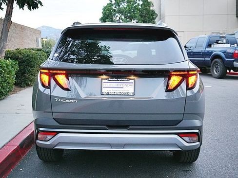 New 2026 Hyundai Tucson SEL image 10