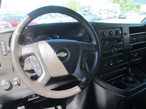 Used 2020 Chevrolet Express 3500 w/ Driver Convenience Package RWD image 14