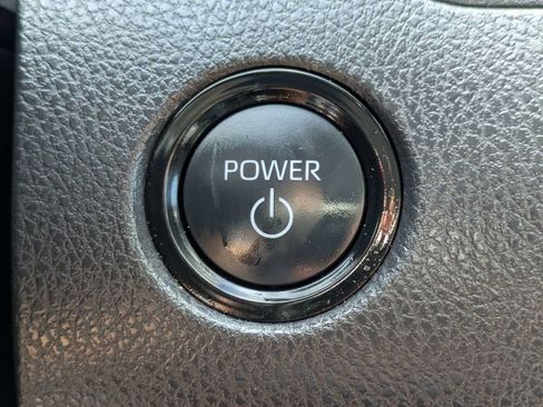 Used 2025 Toyota Camry LE FWD image 31