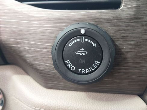 Used 2023 Ford Expedition Max Limited image 17