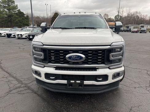 Used 2024 Ford F350 Platinum w/ FX4 Off-Road Package image 7