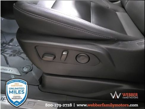 Used 2024 Chevrolet Tahoe Z71 w/ Luxury Package image 20