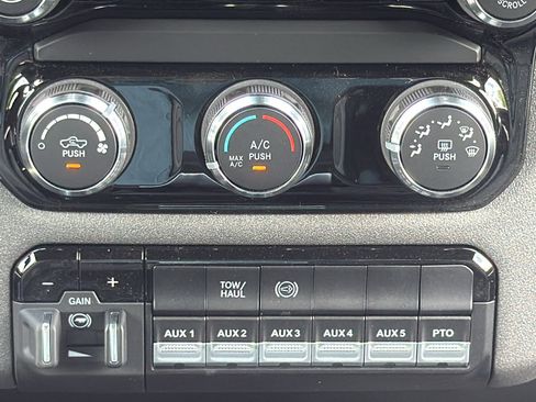 New 2026 RAM 3500 Tradesman w/ Chrome Appearance Group A image 24