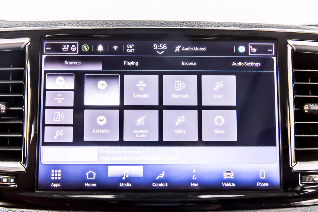 Used 2022 Chrysler Pacifica Limited FWD image 22