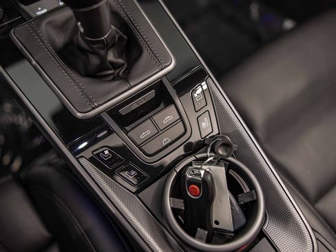 Used 2022 Porsche 911 Carrera 4S image 32