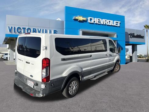 Used 2015 Ford Transit 350 XLT RWD image 6