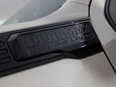 Used 2026 GMC Sierra 2500 AT4X image 61