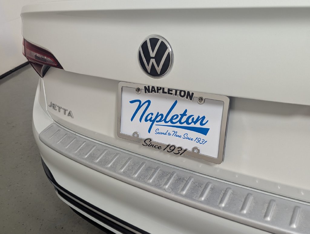Used 2023 Volkswagen Jetta SEL FWD image 8