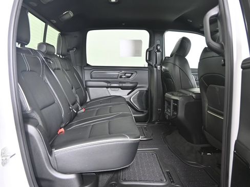 Used 2024 RAM 1500 Limited AWD/4WD image 17