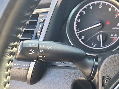 Used 2024 Toyota Camry SE image 15