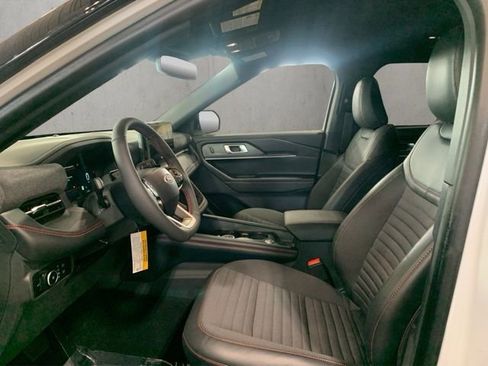 New 2026 Ford Explorer ST-Line AWD/4WD image 17