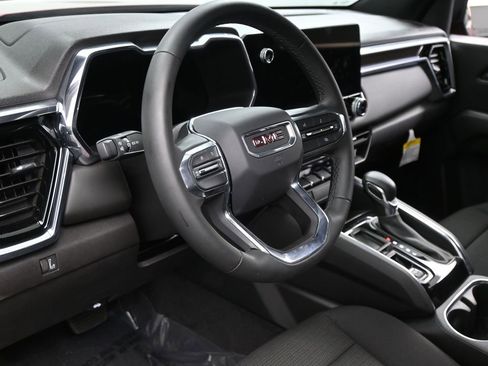 Used 2024 GMC Canyon Elevation image 16