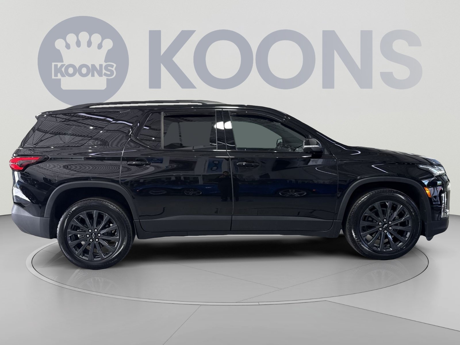 Used 2023 Chevrolet Traverse RS AWD/4WD image 12