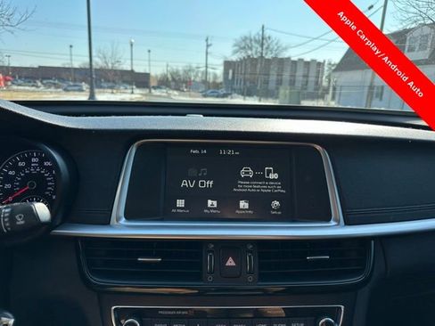 Certified 2019 Kia Optima LX image 29