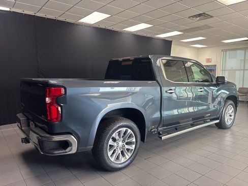 Used 2020 Chevrolet Silverado 1500 LTZ w/ LTZ Texas Edition AWD/4WD image 3