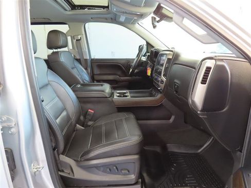 Used 2018 GMC Sierra 1500 Denali w/ Denali Ultimate Package image 36