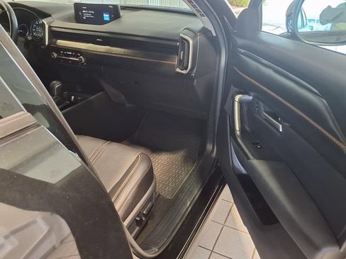 Used 2025 MAZDA CX-50 AWD 2.5 Hybrid w/ Weather Package image 28