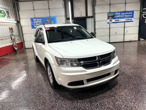 Used 2018 Dodge Journey SE image 13