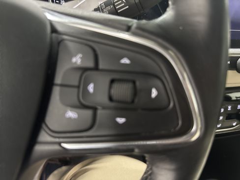 Used 2021 Buick Encore GX Essence w/ Advanced Technology Package AWD/4WD image 17