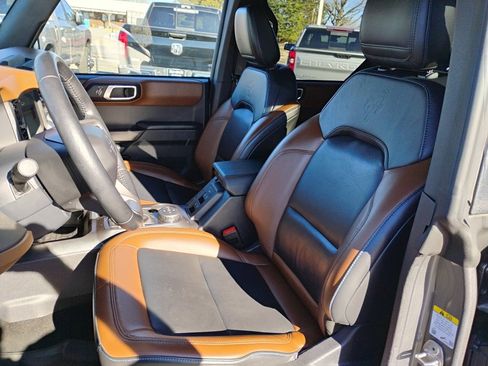 Used 2024 Ford Bronco Outer Banks w/ Sasquatch Package image 21