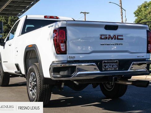 Used 2025 GMC Sierra 3500 SLE w/ SLE Convenience Package AWD/4WD image 4