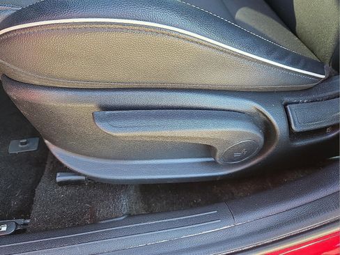 Used 2024 Kia Forte GT-Line image 14