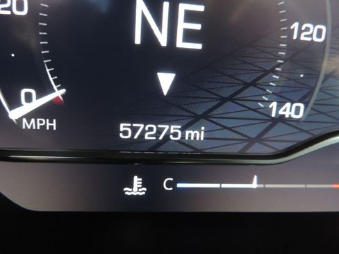 Certified 2023 GMC Sierra 1500 SLT image 30