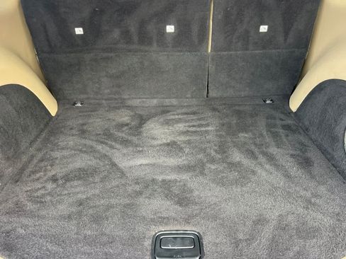 Used 2019 Jeep Grand Cherokee Limited w/ Luxury Group II image 16