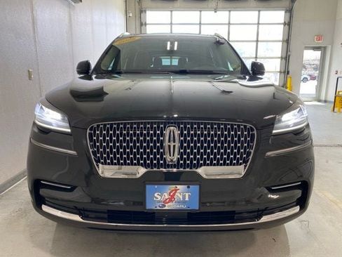 Used 2022 Lincoln Aviator Reserve w/ Elements Package Plus AWD/4WD image 4