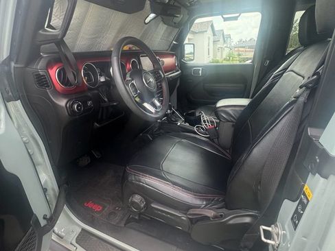 Used 2023 Jeep Wrangler Rubicon w/ LED Lighting Group AWD/4WD image 7