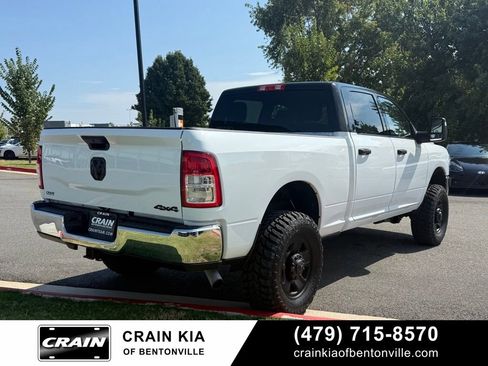 Used 2024 RAM 2500 Tradesman w/ Chrome Appearance Group AWD/4WD image 7