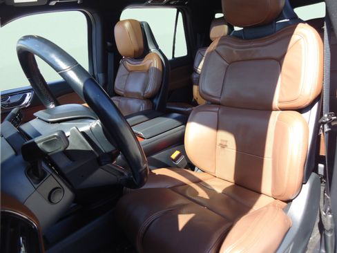Certified 2024 Lincoln Navigator L Reserve AWD/4WD image 29