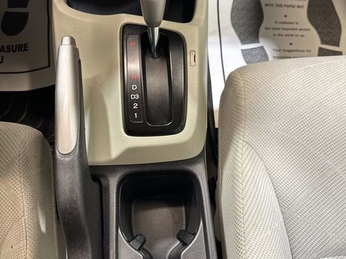 Used 2012 Honda Civic LX image 32