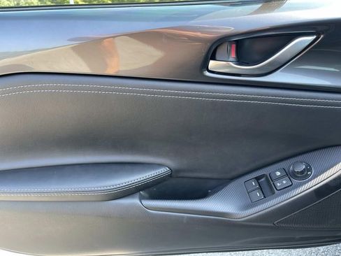 Used 2024 MAZDA MX-5 Miata RF Grand Touring w/ Weather Package image 19