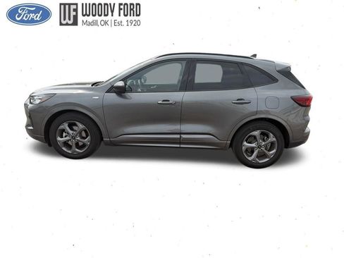 Used 2023 Ford Escape ST-Line w/ Tech Pack #1 FWD image 2