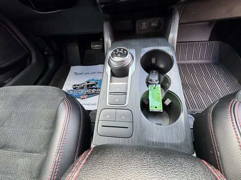 Certified 2022 Ford Escape SEL w/ SEL Stealth AWD Package image 14