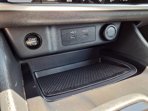 Used 2024 Nissan Rogue SV AWD/4WD image 9