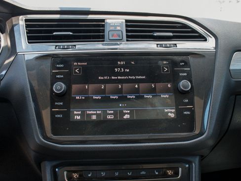 Used 2019 Volkswagen Tiguan SEL AWD/4WD image 16
