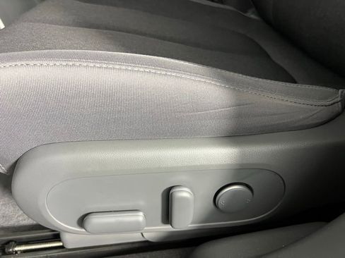 Used 2024 Hyundai Ioniq 5 SE image 23