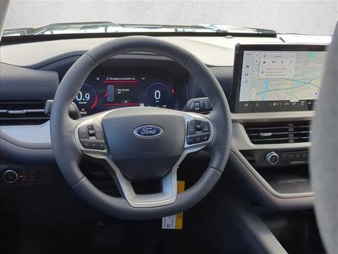 New 2026 Ford Explorer Active w/ Active Comfort Package image 18