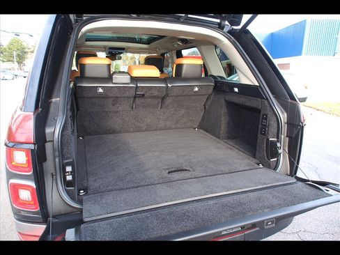 Used 2018 Land Rover Range Rover Autobiography image 19
