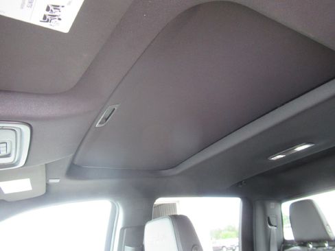 Certified 2023 Chevrolet Silverado 1500 High Country w/ Technology Package AWD/4WD image 12